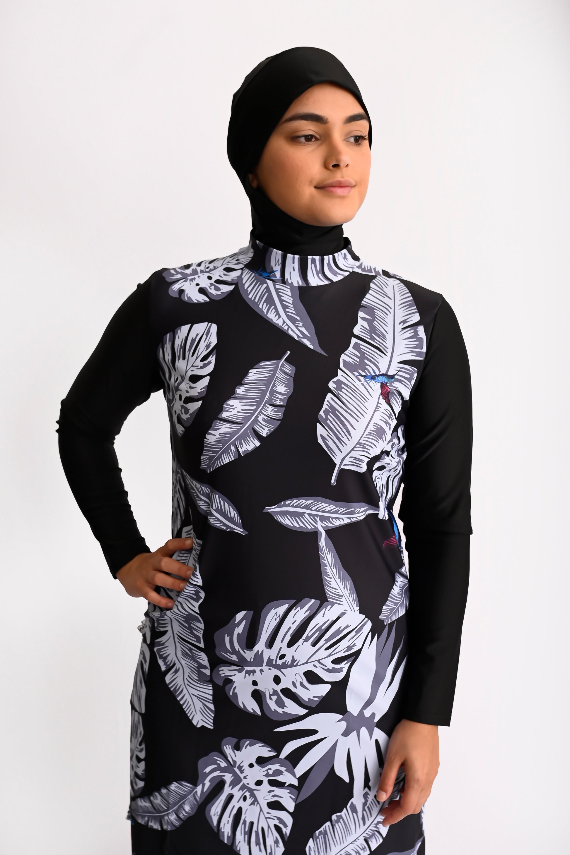 hummingbird_paradise_hijab_swimsuit_black_inner